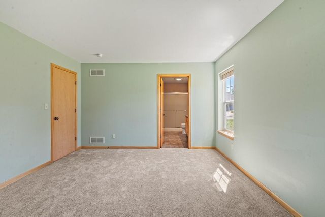 1280 Wrenfield WAY, Oconomowoc, WI 53066