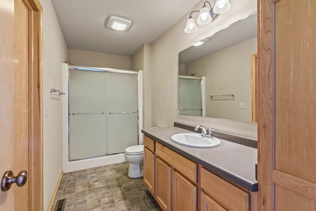 1280 Wrenfield WAY, Oconomowoc, WI 53066