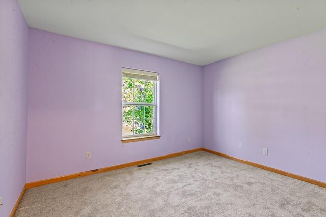 1280 Wrenfield WAY, Oconomowoc, WI 53066