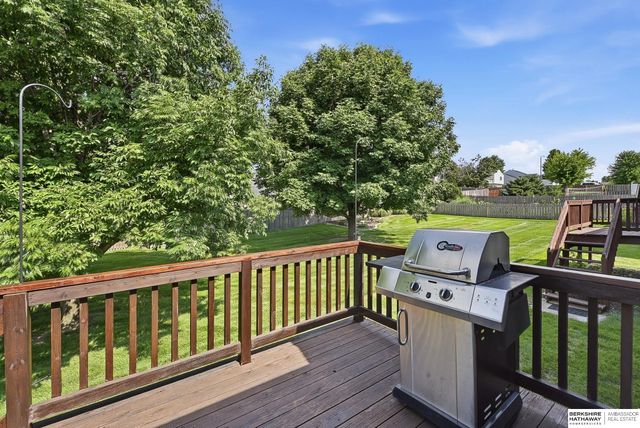 7707 S 162nd Street, Omaha, NE 68136