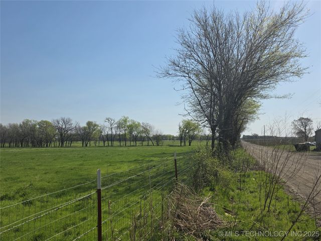 426494 E 250 Road, Chelsea, OK 74016