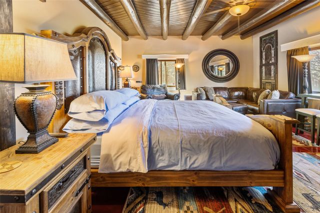 1327 Old Pecos Trail, Santa Fe, NM 87505
