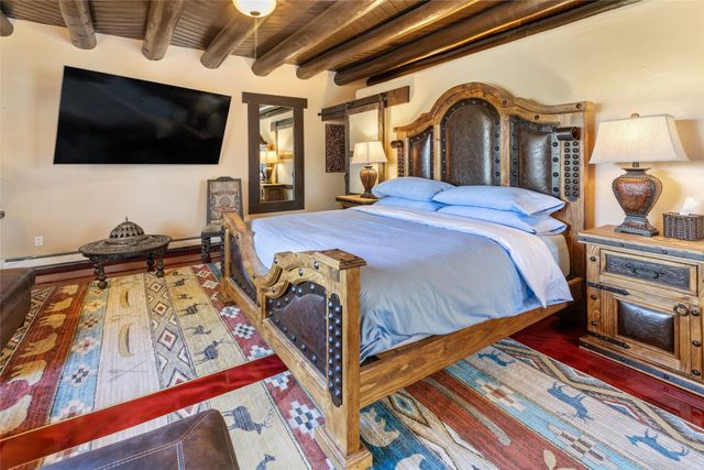 1327 Old Pecos Trail, Santa Fe, NM 87505