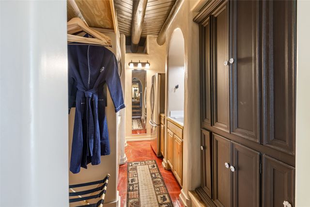 1327 Old Pecos Trail, Santa Fe, NM 87505