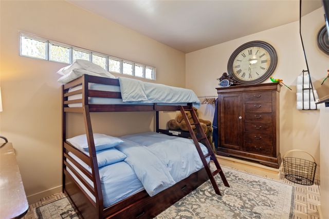 1327 Old Pecos Trail, Santa Fe, NM 87505