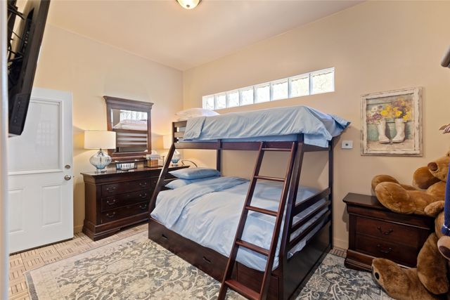 1327 Old Pecos Trail, Santa Fe, NM 87505