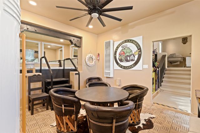 1327 Old Pecos Trail, Santa Fe, NM 87505