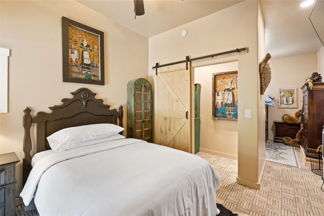 1327 Old Pecos Trail, Santa Fe, NM 87505