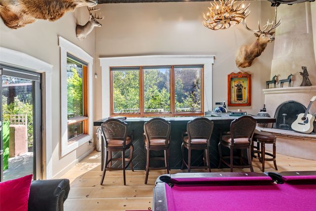 1327 Old Pecos Trail, Santa Fe, NM 87505