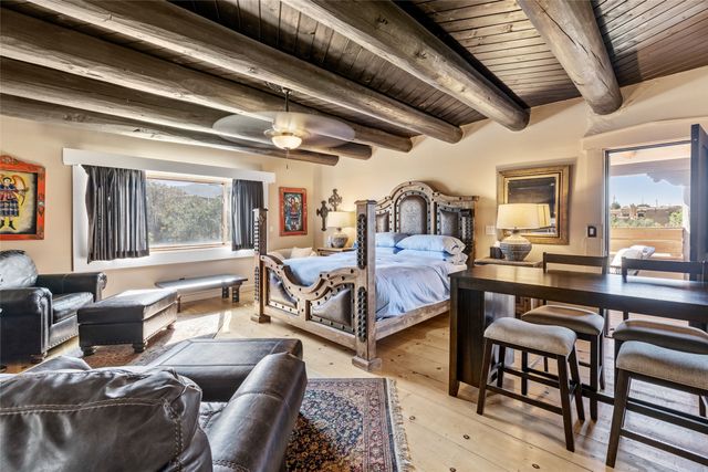 1327 Old Pecos Trail, Santa Fe, NM 87505