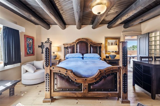 1327 Old Pecos Trail, Santa Fe, NM 87505