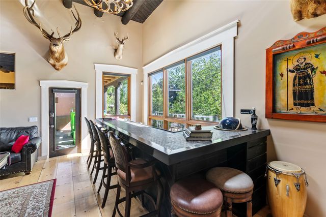 1327 Old Pecos Trail, Santa Fe, NM 87505