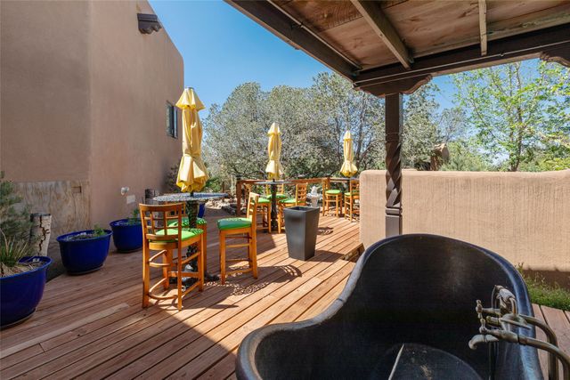 1327 Old Pecos Trail, Santa Fe, NM 87505