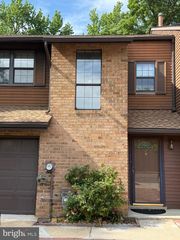 2 LAFAYETTE LN, Cherry Hill, NJ 08003