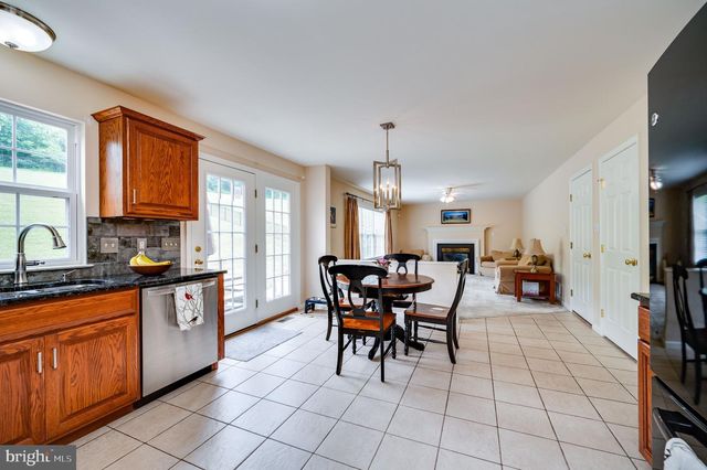 389 EAGLEVIEW DR, Mohrsville, PA 19541