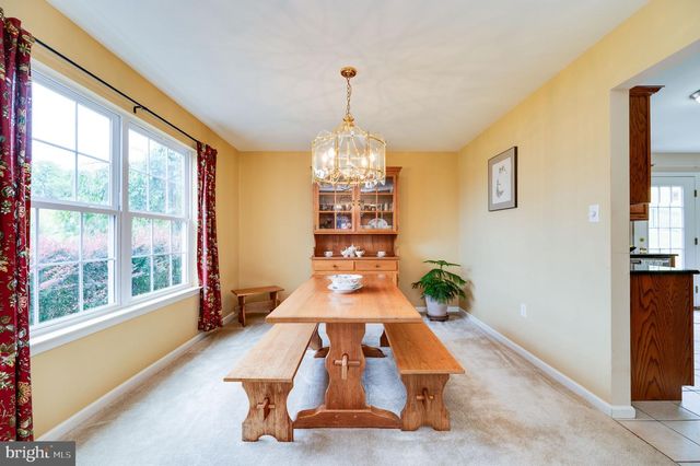 389 EAGLEVIEW DR, Mohrsville, PA 19541