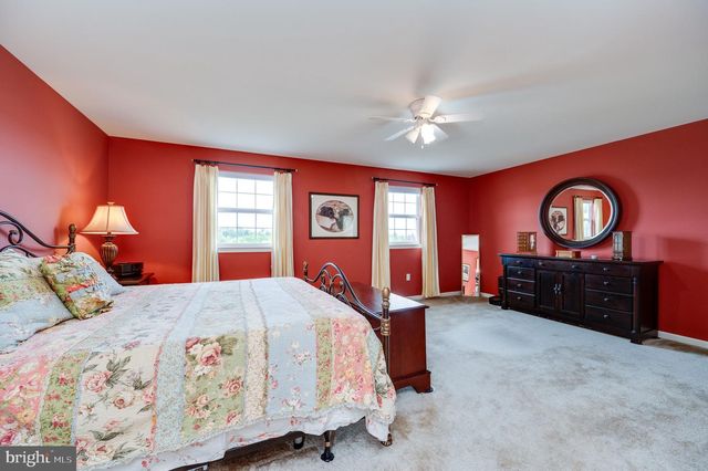 389 EAGLEVIEW DR, Mohrsville, PA 19541