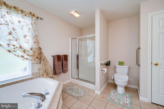 389 EAGLEVIEW DR, Mohrsville, PA 19541