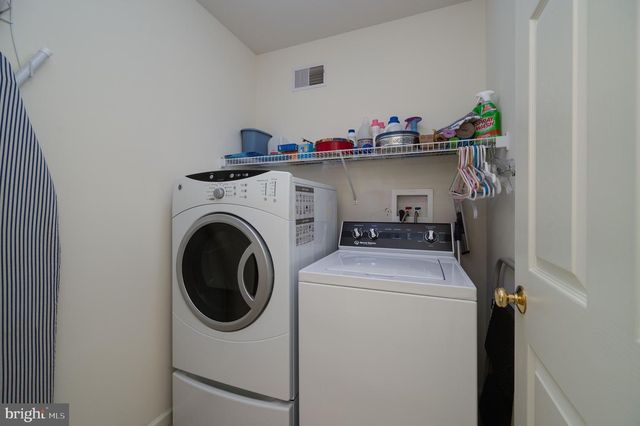 389 EAGLEVIEW DR, Mohrsville, PA 19541