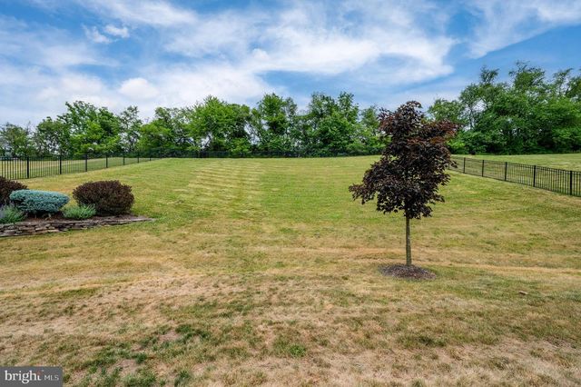 389 EAGLEVIEW DR, Mohrsville, PA 19541