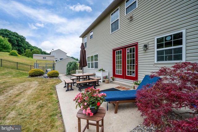 389 EAGLEVIEW DR, Mohrsville, PA 19541