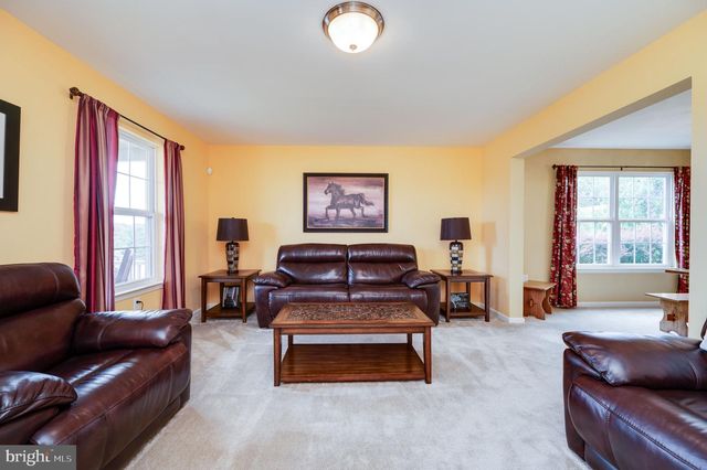 389 EAGLEVIEW DR, Mohrsville, PA 19541