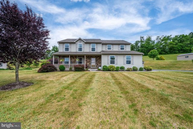 389 EAGLEVIEW DR, Mohrsville, PA 19541