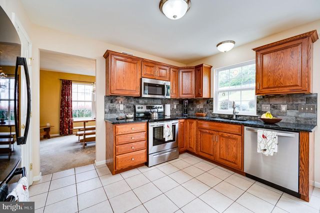 389 EAGLEVIEW DR, Mohrsville, PA 19541