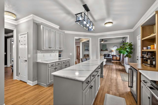 1012 Belcor Dr, Spring Hill, TN 37174