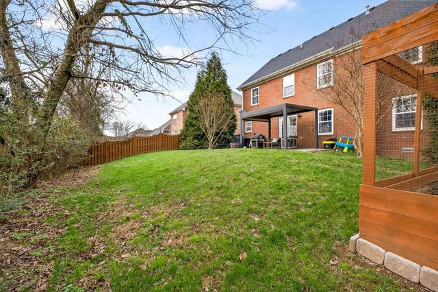 1012 Belcor Dr, Spring Hill, TN 37174