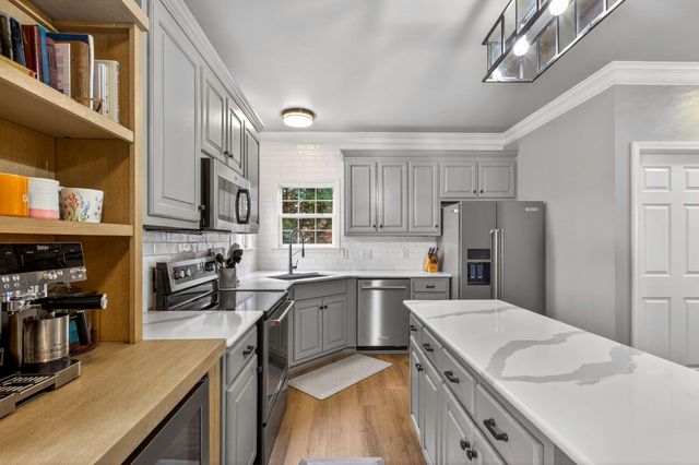 1012 Belcor Dr, Spring Hill, TN 37174