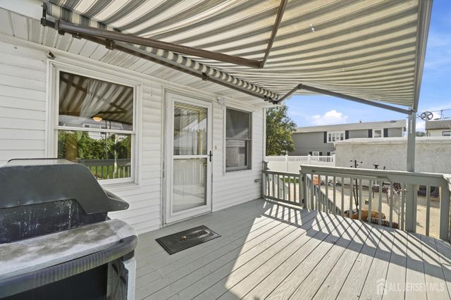 94 luther Avenue, Perth Amboy, NJ 08861