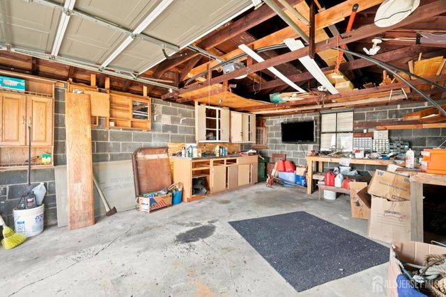 94 luther Avenue, Perth Amboy, NJ 08861
