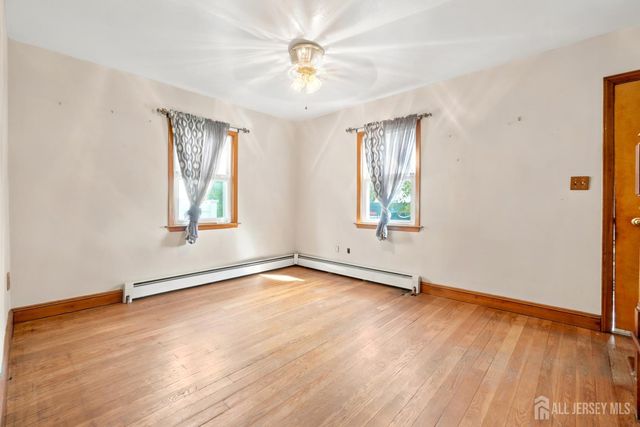 94 luther Avenue, Perth Amboy, NJ 08861