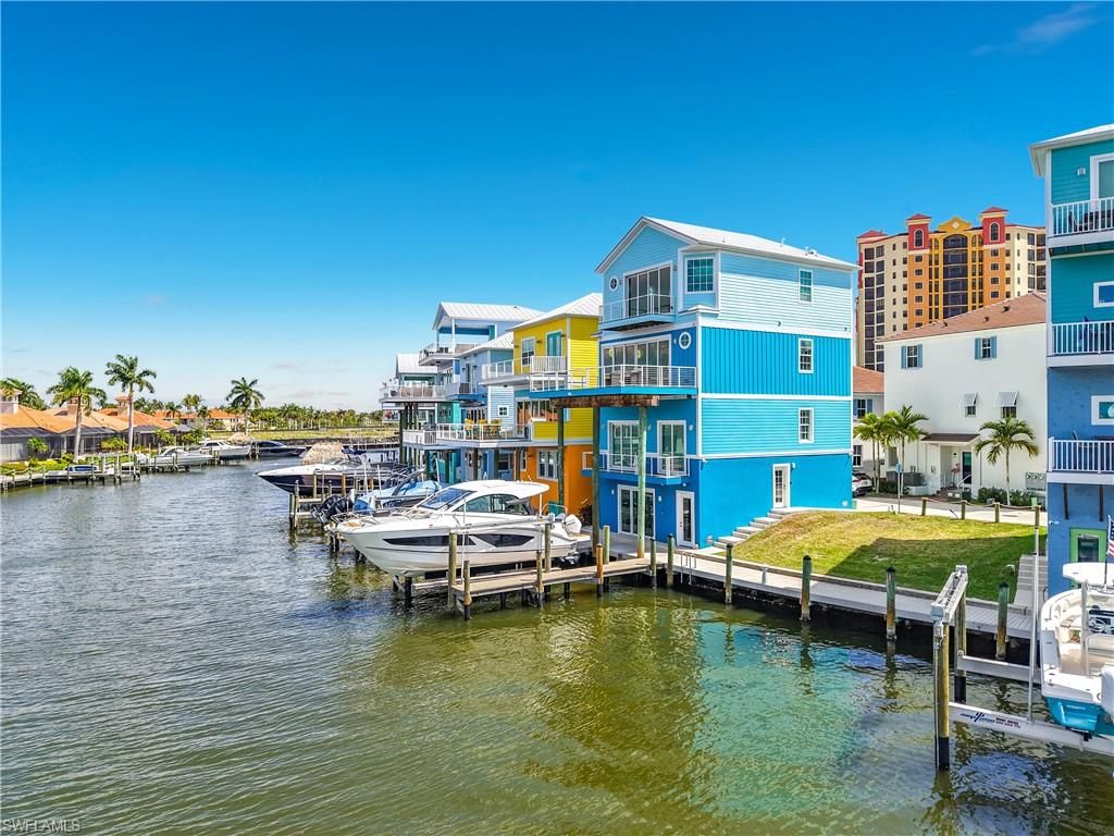 Image 21 of property listing at 5838 Shell Cove DR, Cape Coral, FL 33914