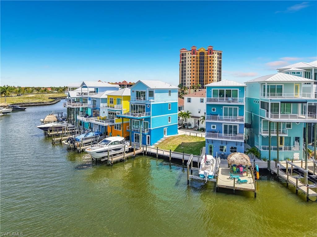 Image 25 of property listing at 5838 Shell Cove DR, Cape Coral, FL 33914