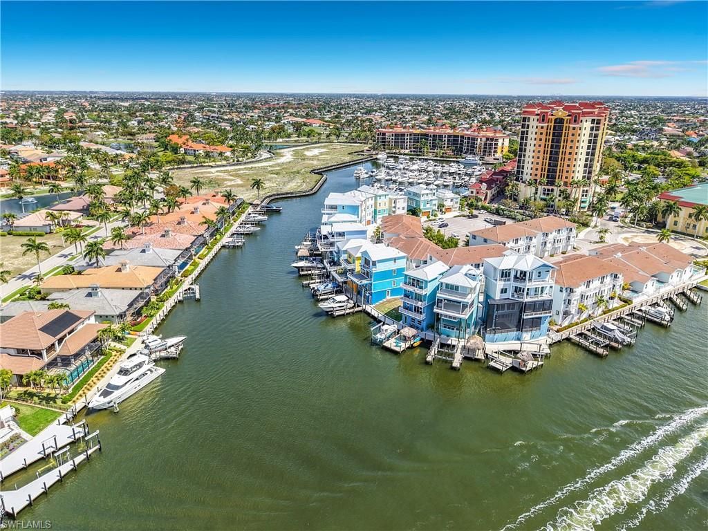 Image 30 of property listing at 5838 Shell Cove DR, Cape Coral, FL 33914