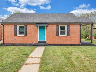 807 Highland Ridge, Martinsville, VA 24112