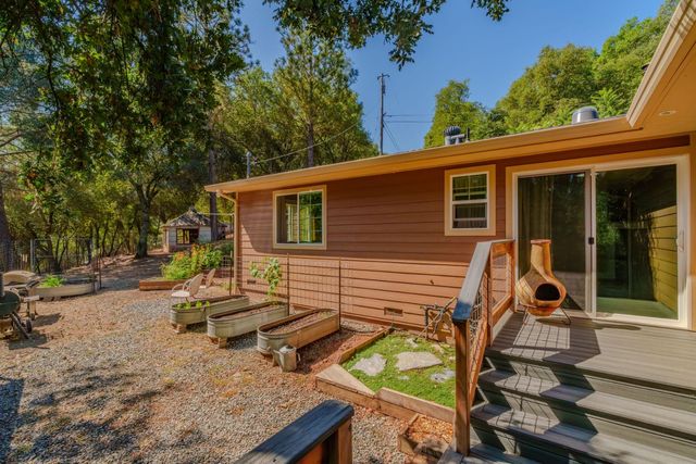 2988 Spring Hill Dr, San Andreas, CA 95249