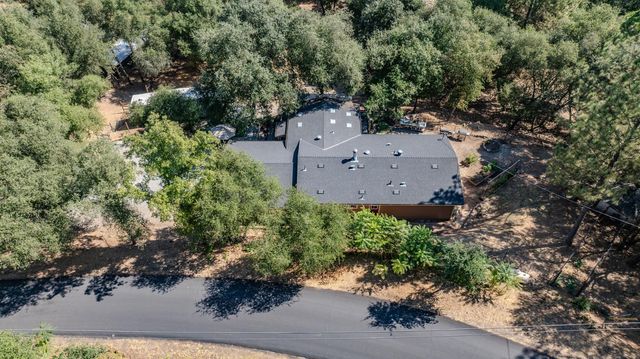 2988 Spring Hill Dr, San Andreas, CA 95249