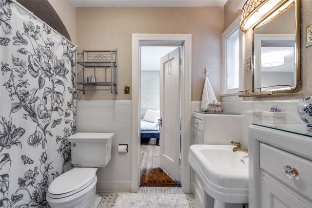 6933 Westlake Avenue, Dallas, TX 75214