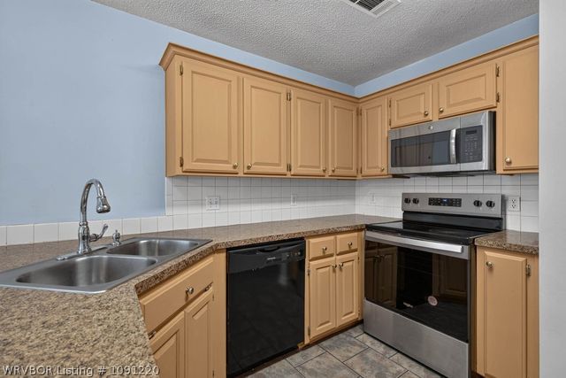 6305 Parkfront Drive, Fort Smith, AR 72916