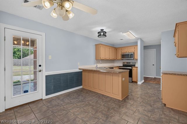 6305 Parkfront Drive, Fort Smith, AR 72916