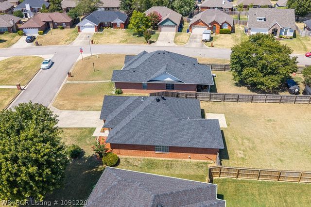 6305 Parkfront Drive, Fort Smith, AR 72916