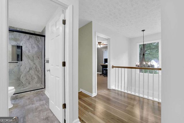 8011 Huntcliff Road, Woodstock, GA 30189
