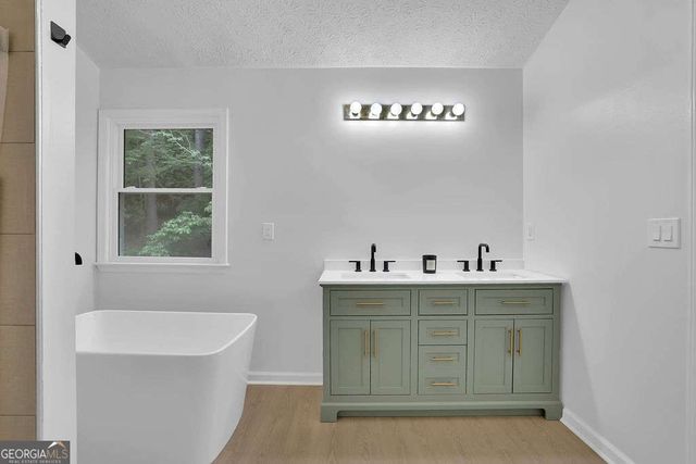 8011 Huntcliff Road, Woodstock, GA 30189