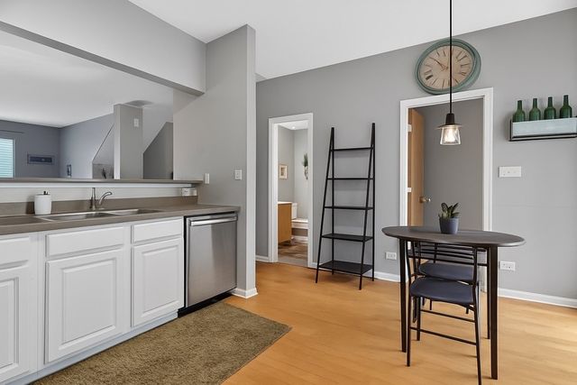 2310 Twilight Drive, Aurora, IL 60503