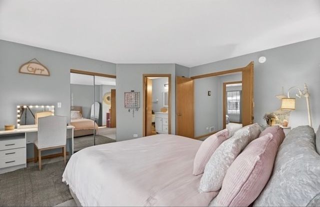 2310 Twilight Drive, Aurora, IL 60503