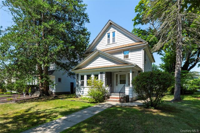 8 Mitchell Avenue, Poughkeepsie, NY 12603
