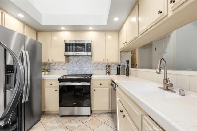 5145 Tortuga, Huntington Beach, CA 92649